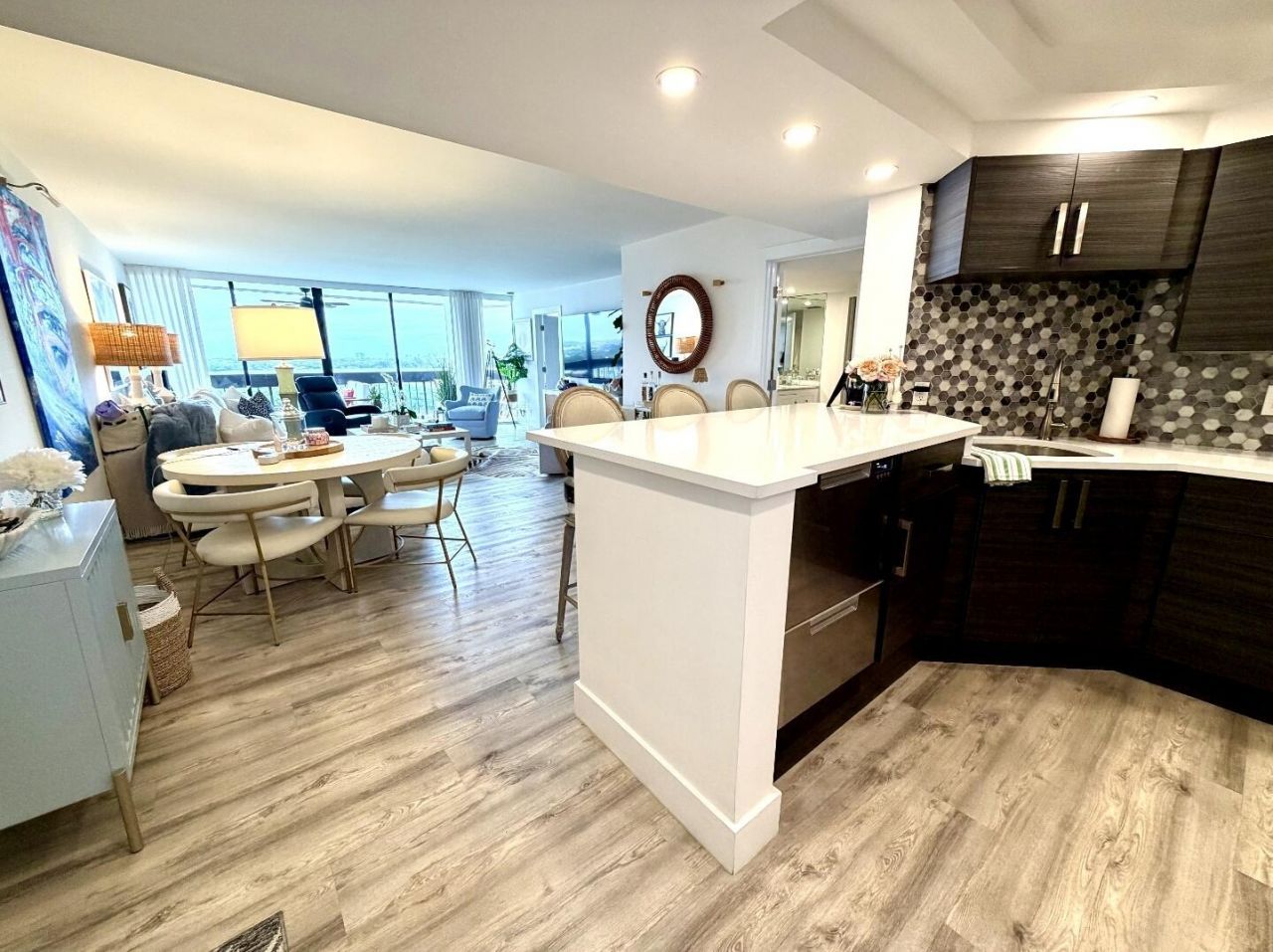 2000 Presidential Way, Unit 1403, West Palm Beach, FL 33401 Photo