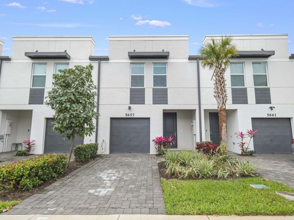 5657 Mentmore Drive, West Palm Beach, FL 33407