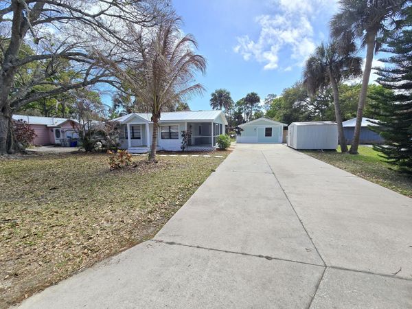 1955 10th Place, Vero Beach, FL 32960