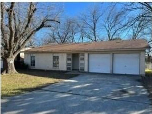 3418 Hummingbird Lane, Denton, TX 76209