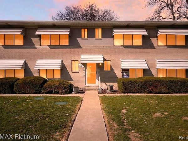 5946 Alan Drive, Brighton, MI 48116