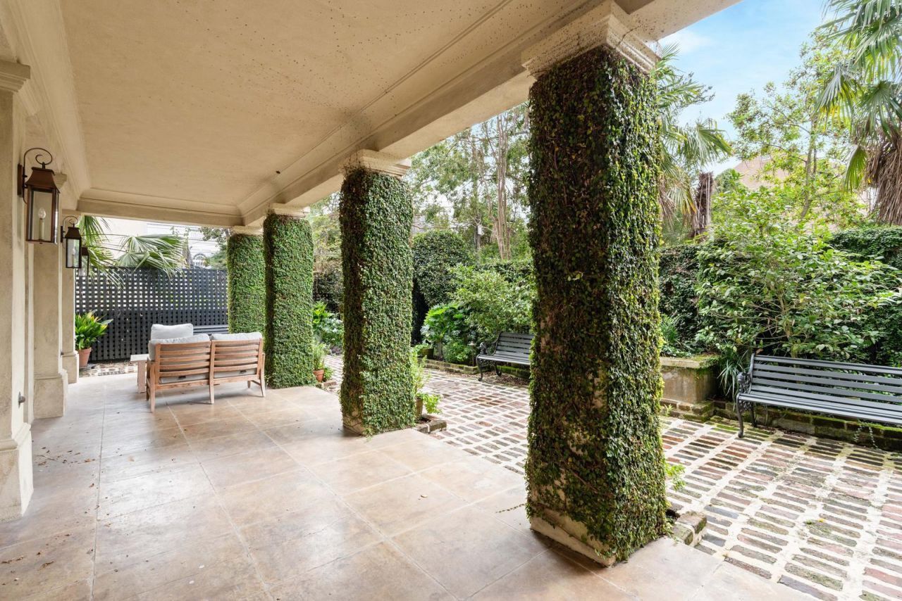 4 Gateway Walk Photo 13