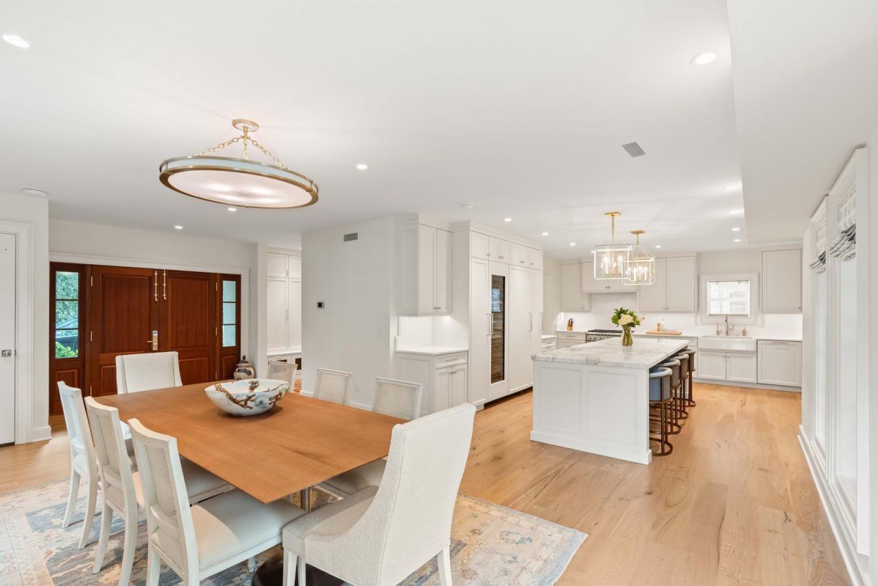 4 Gateway Walk Photo 3