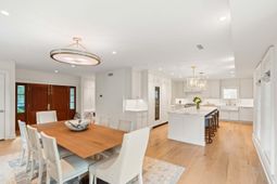 4 Gateway Walk photo 4