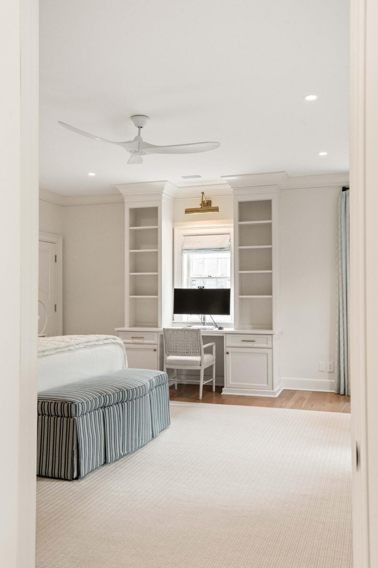 4 Gateway Walk Photo 34