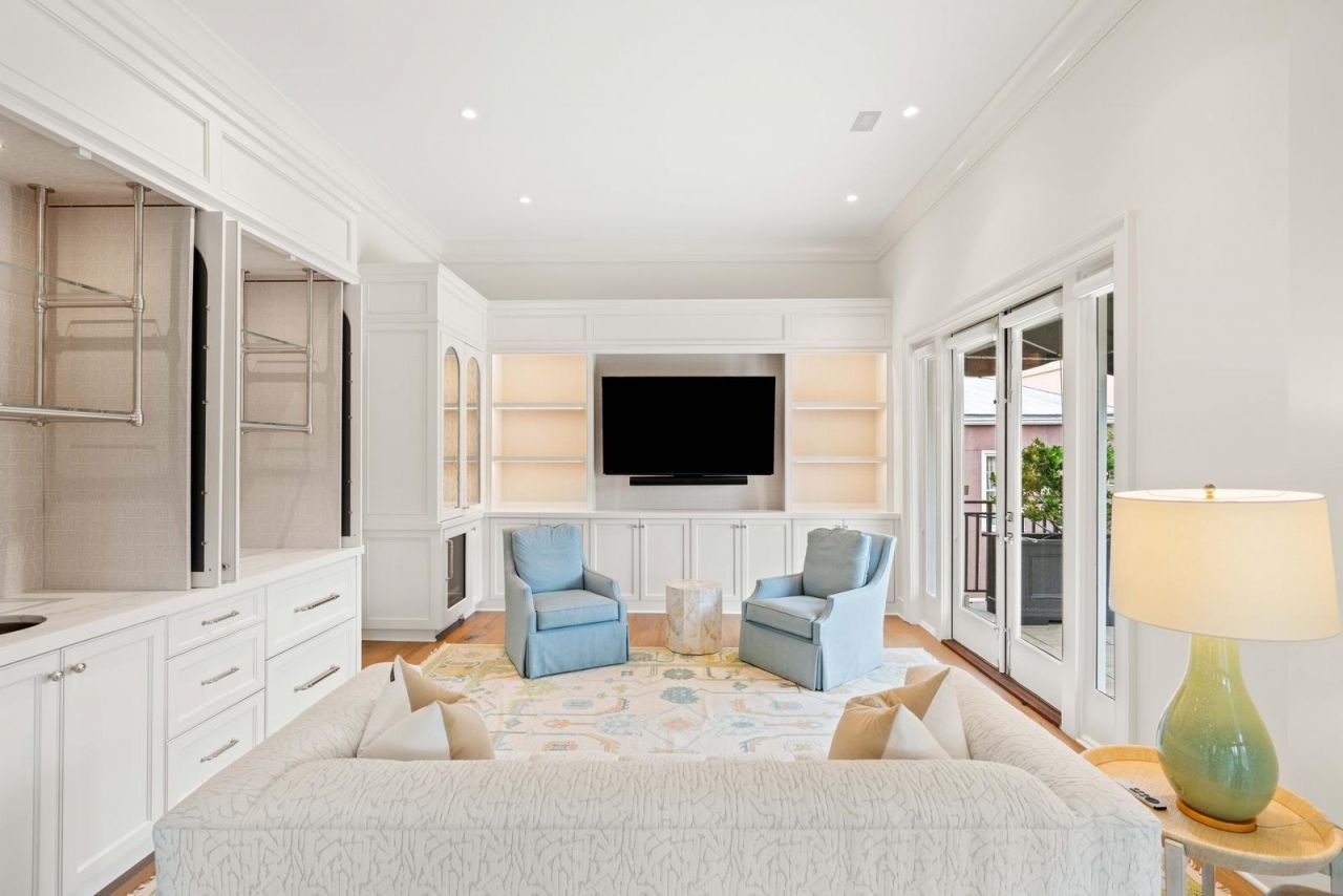 4 Gateway Walk Photo 59