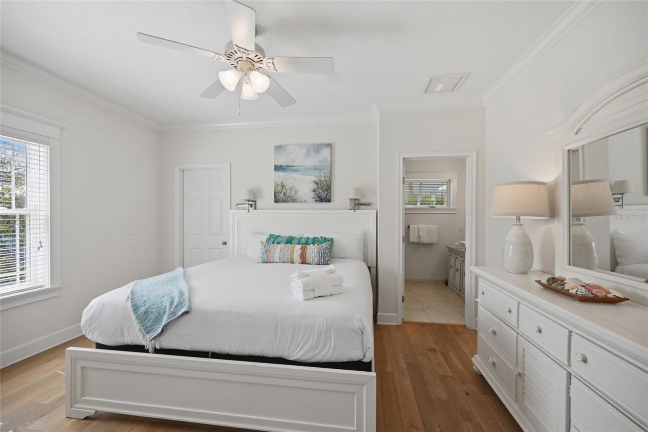 246 Gladiolus Street, Anna Maria, FL 34216 Photo