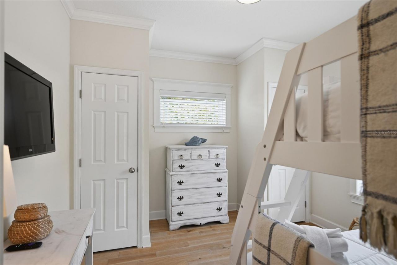 246 Gladiolus Street, Anna Maria, FL 34216 Photo