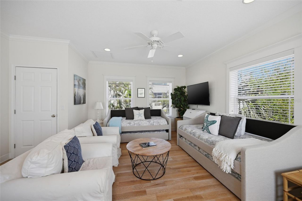 246 Gladiolus Street, Anna Maria, FL 34216 Photo