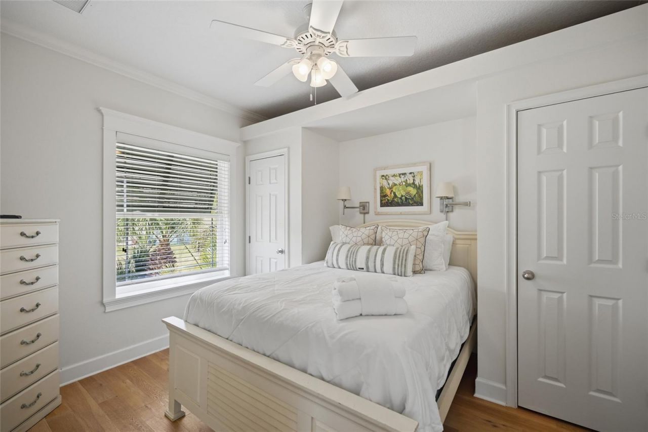 246 Gladiolus Street, Anna Maria, FL 34216 Photo