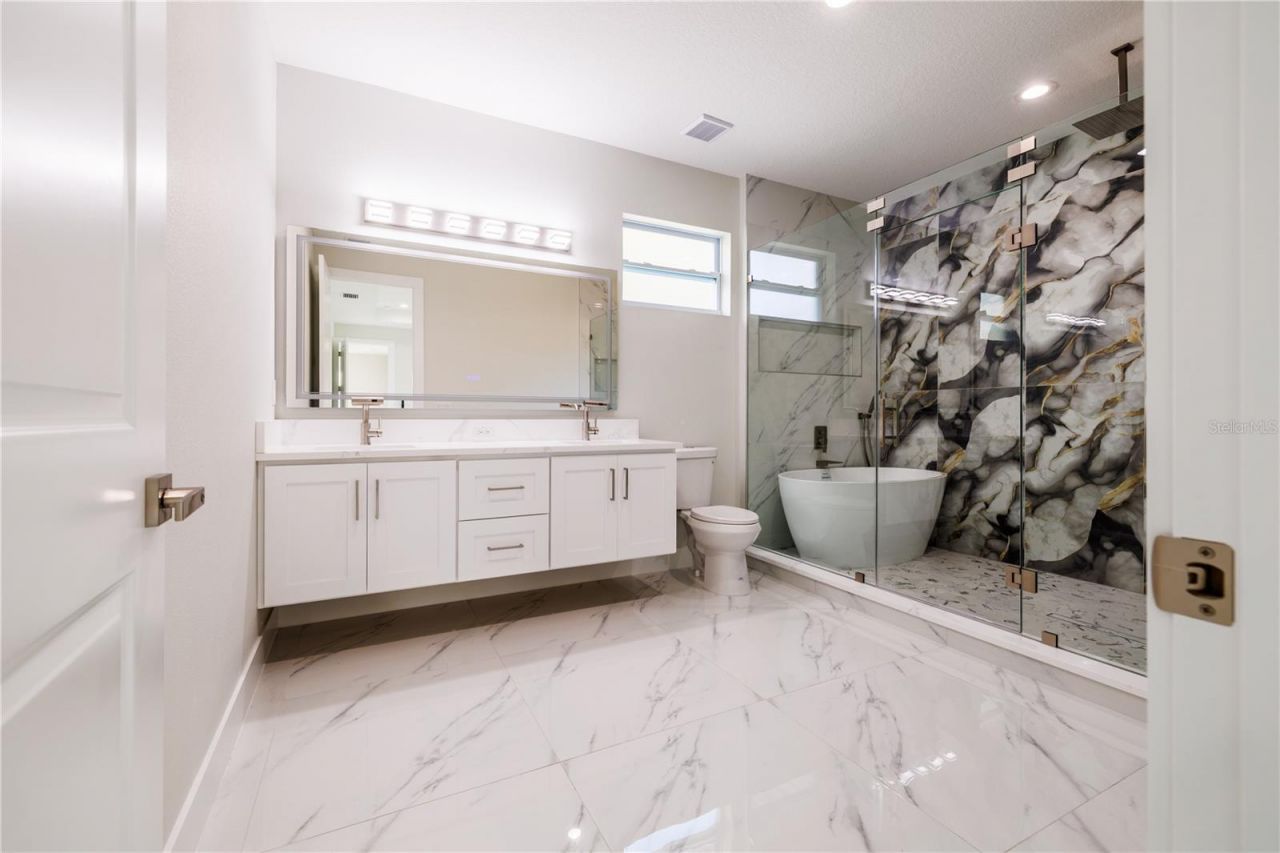 3803 W Palmetto Street, Tampa, FL 33607 Photo