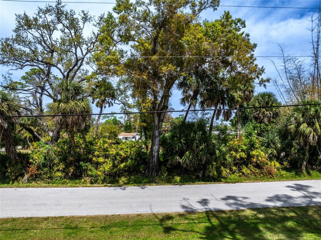 Pineapple Street , Englewood, FL 34223 Photo