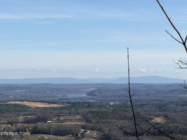 Escape Drive, Evensville, TN 37332