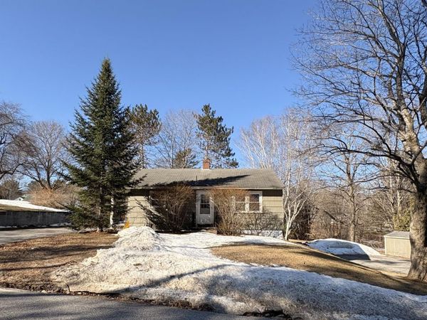 9 Maple Street, Wilton, ME 04294