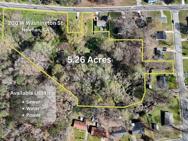 200 W Washington Street, Newnan, GA 30263