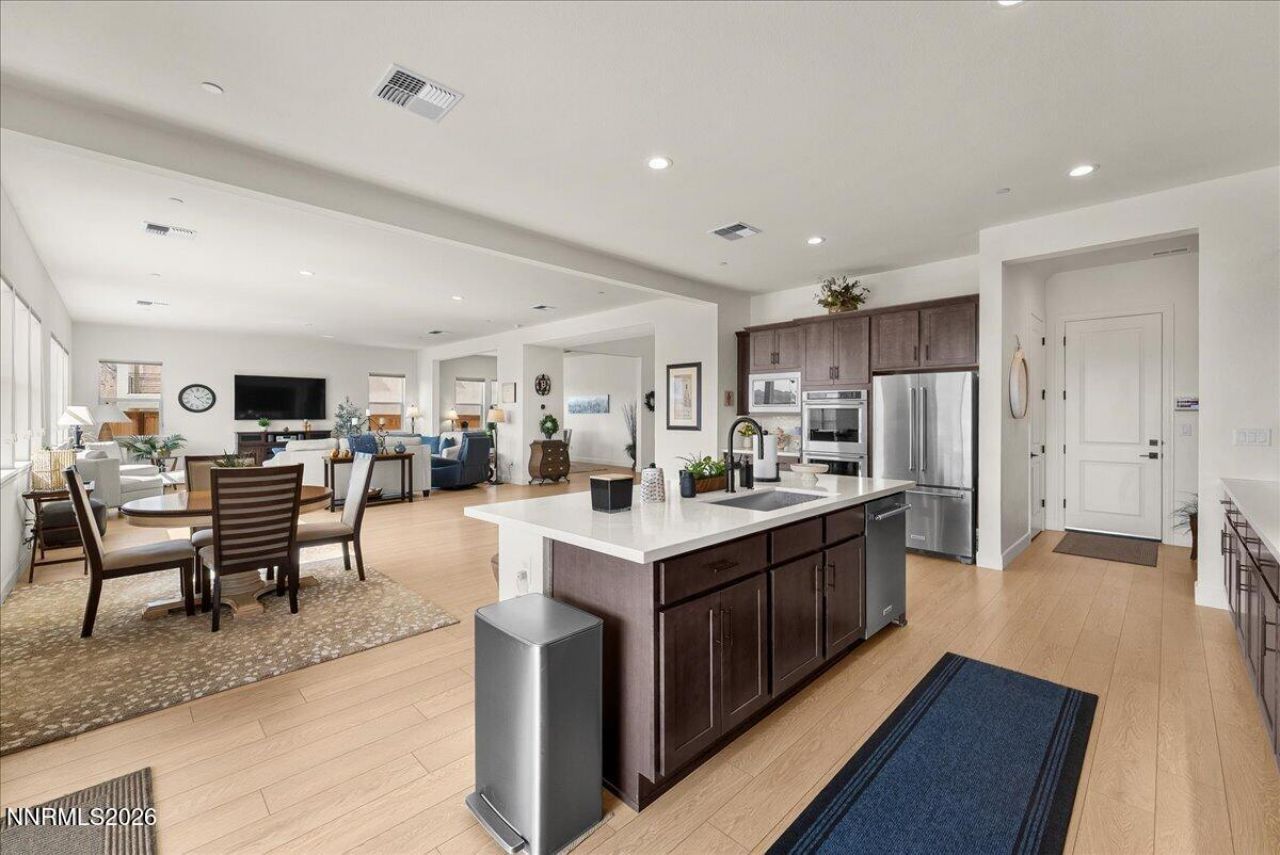 348 S Pah Rah Ridge Drive, Sparks, NV 89441 Photo