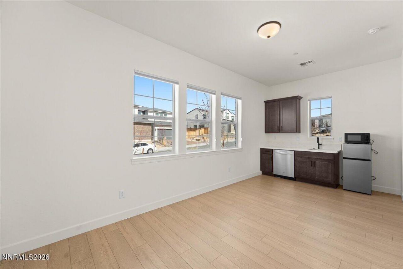 348 S Pah Rah Ridge Drive, Sparks, NV 89441 Photo