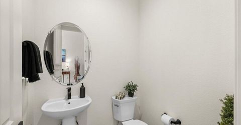 348 S Pah Rah Ridge Drive, Sparks, NV 89441 Photo