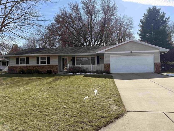 2781 Marledge Street, Fitchburg, WI 53711