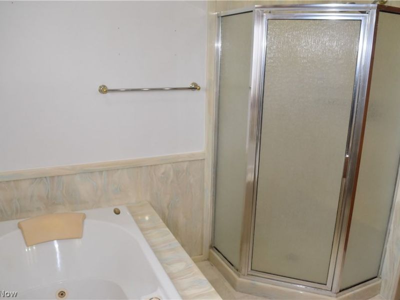 196 Maple Avenue, Saint Clairsville, OH 43950 Photo 14