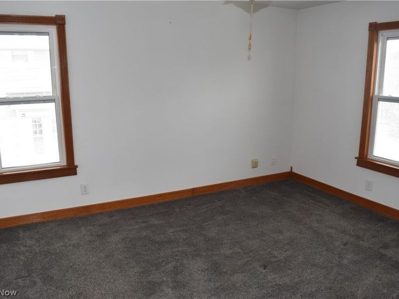 196 Maple Avenue, Saint Clairsville, OH 43950 Photo 17