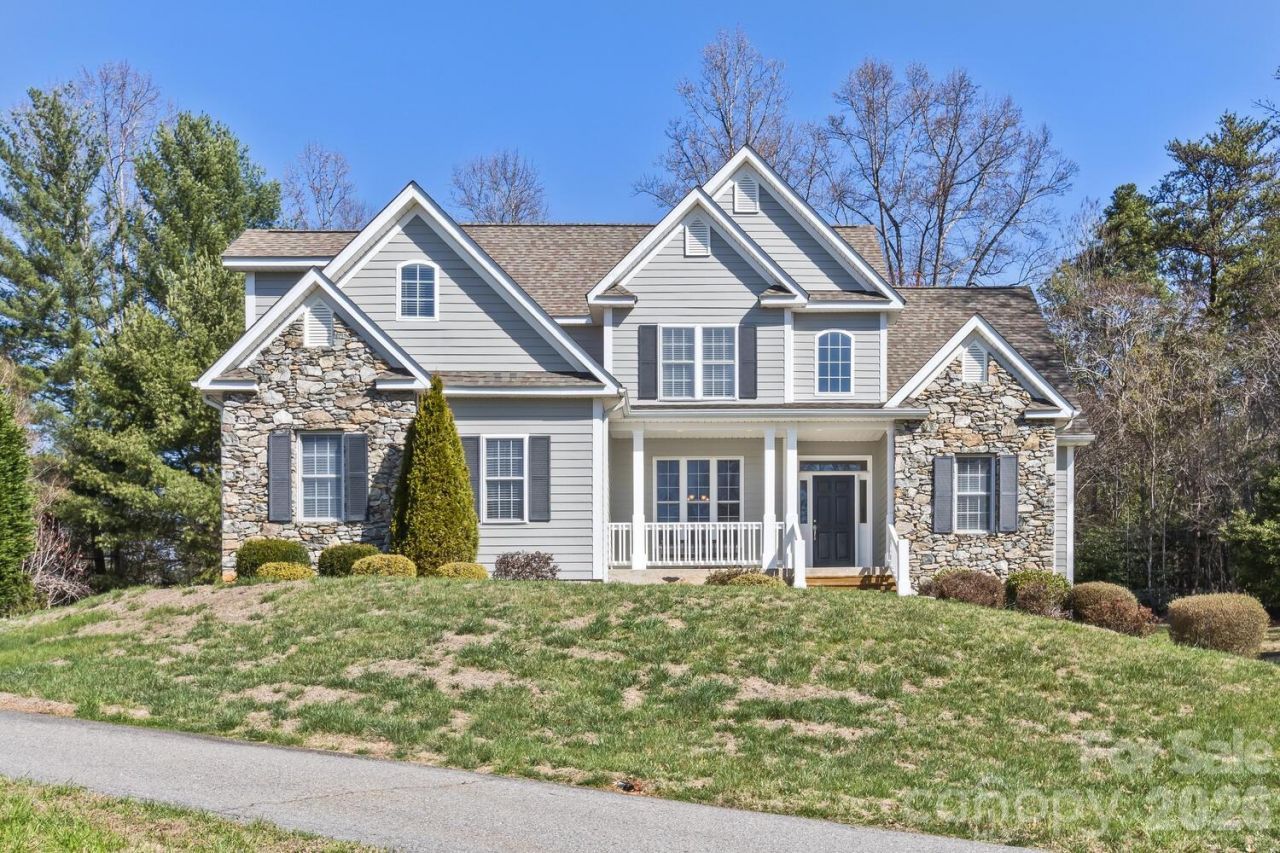 75 Eastmoor Drive, Asheville, NC 28805 Main Photo