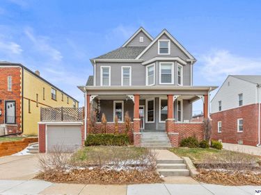 5012 Cass Street, Omaha, NE 68132