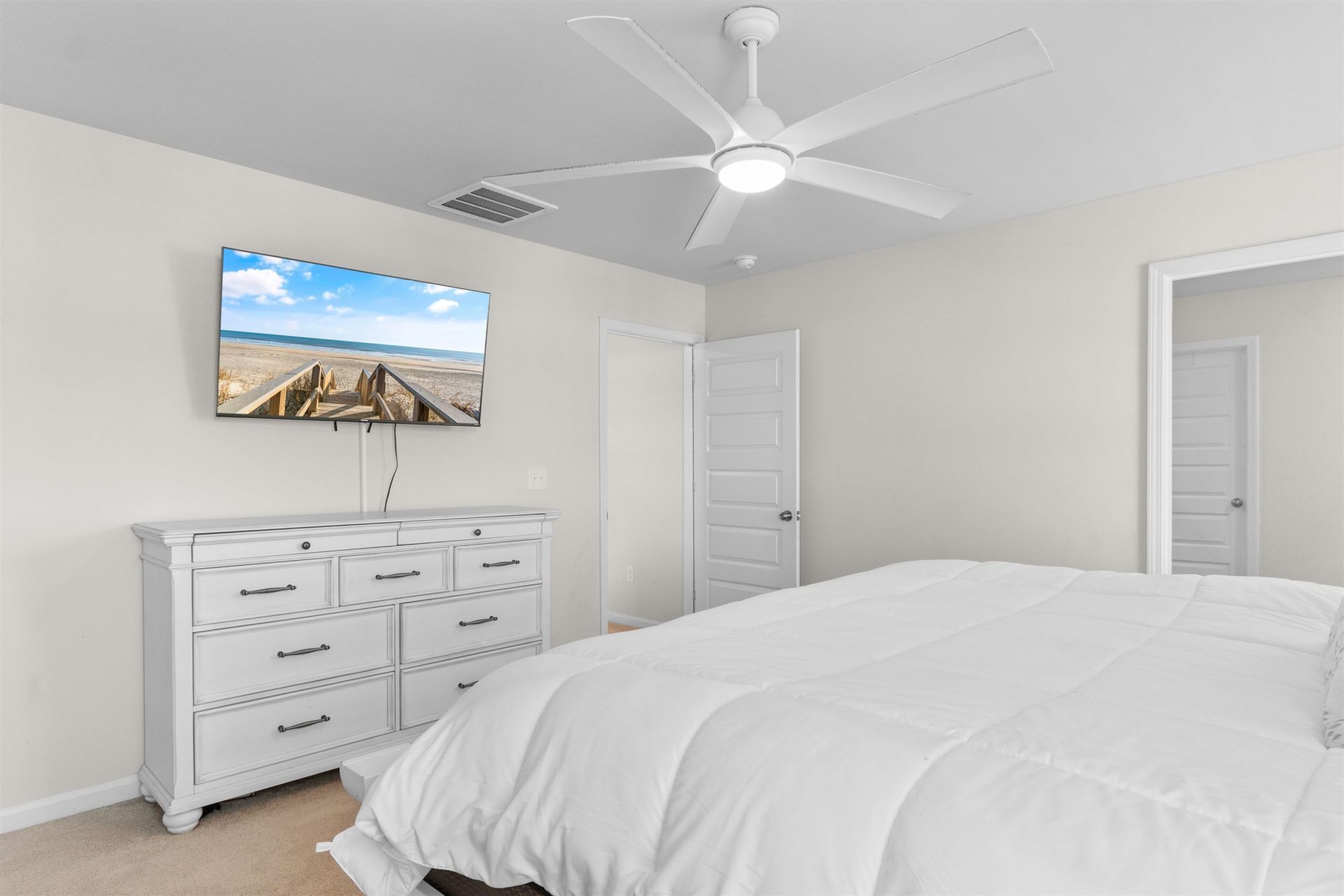 1111 Saltgrass Way  Photo 15