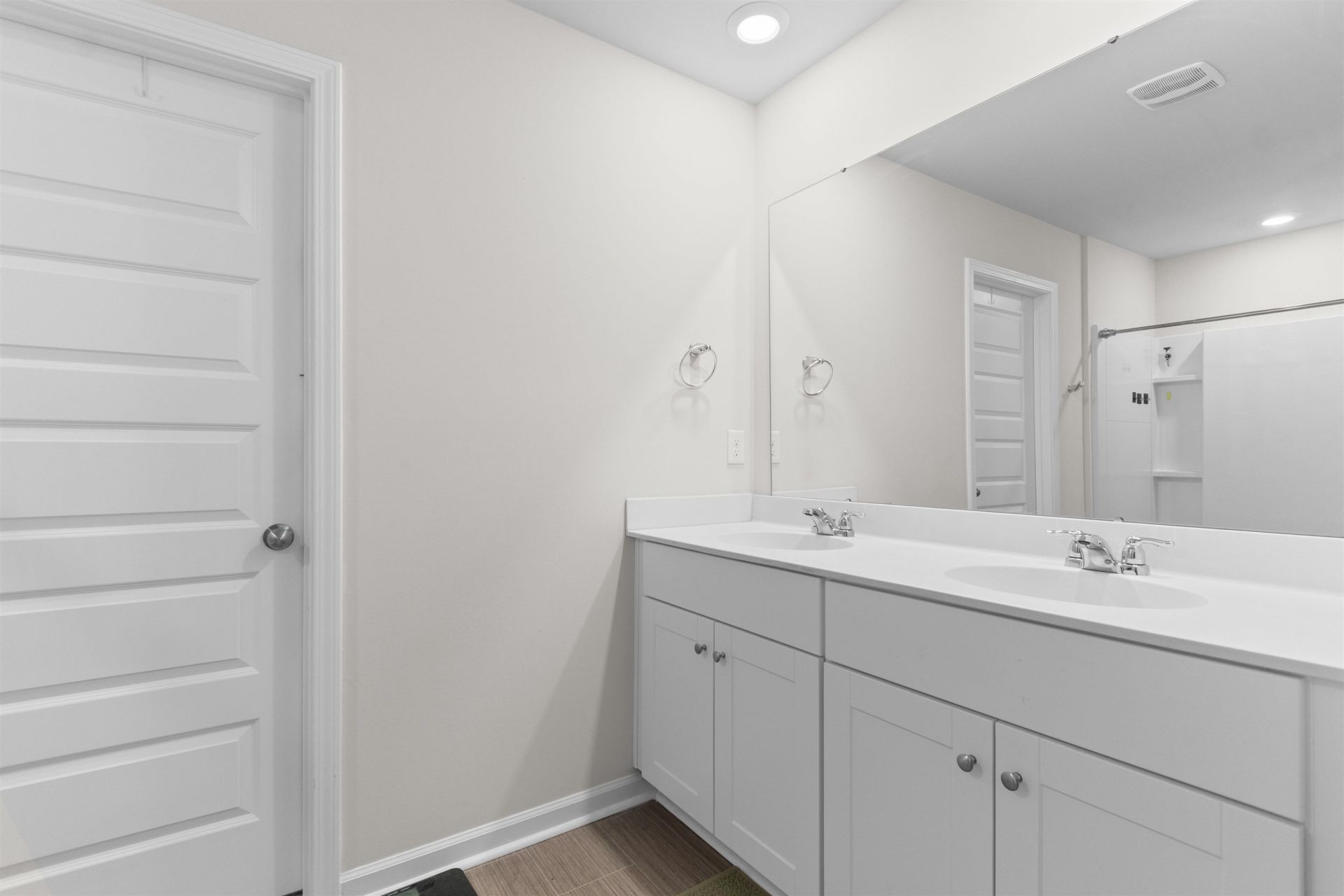 1111 Saltgrass Way Photo 18