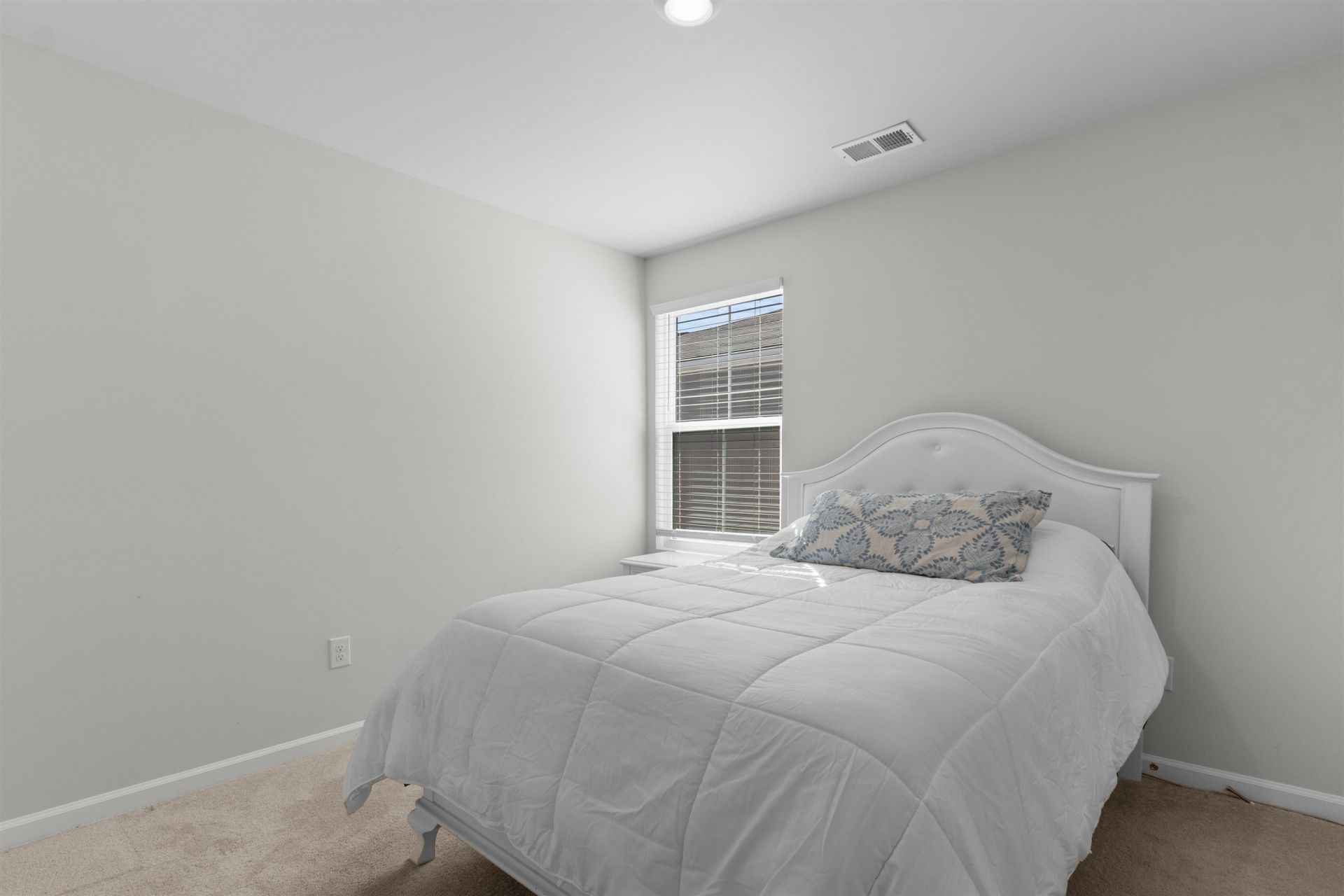 1111 Saltgrass Way Photo 22