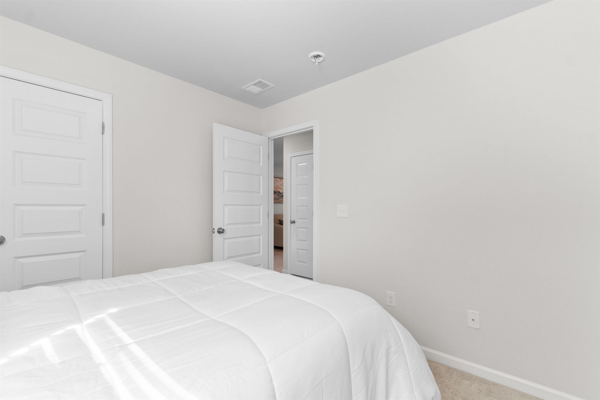 1111 Saltgrass Way Photo 23