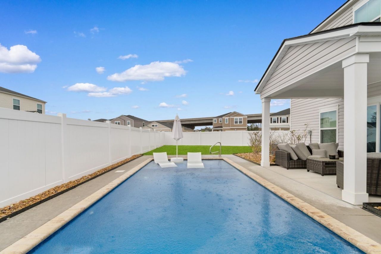 1111 Saltgrass Way  Photo 33