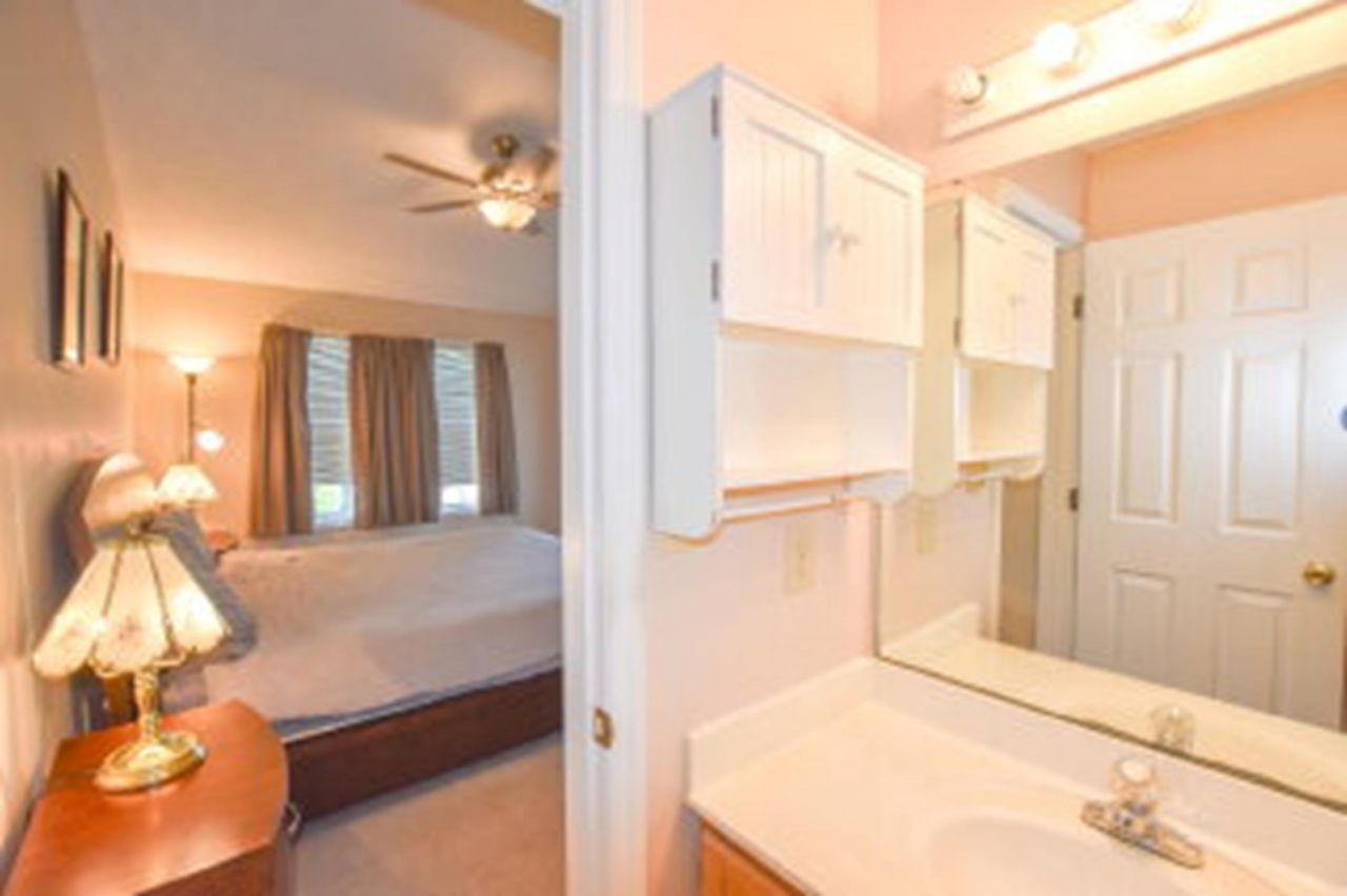 770 Charter Dr. Photo 14