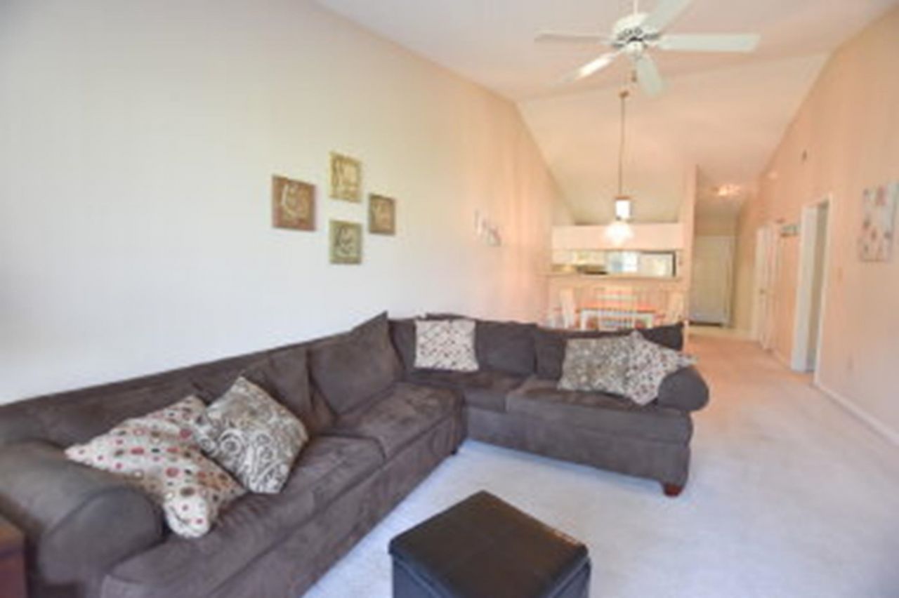 770 Charter Dr. Photo 5