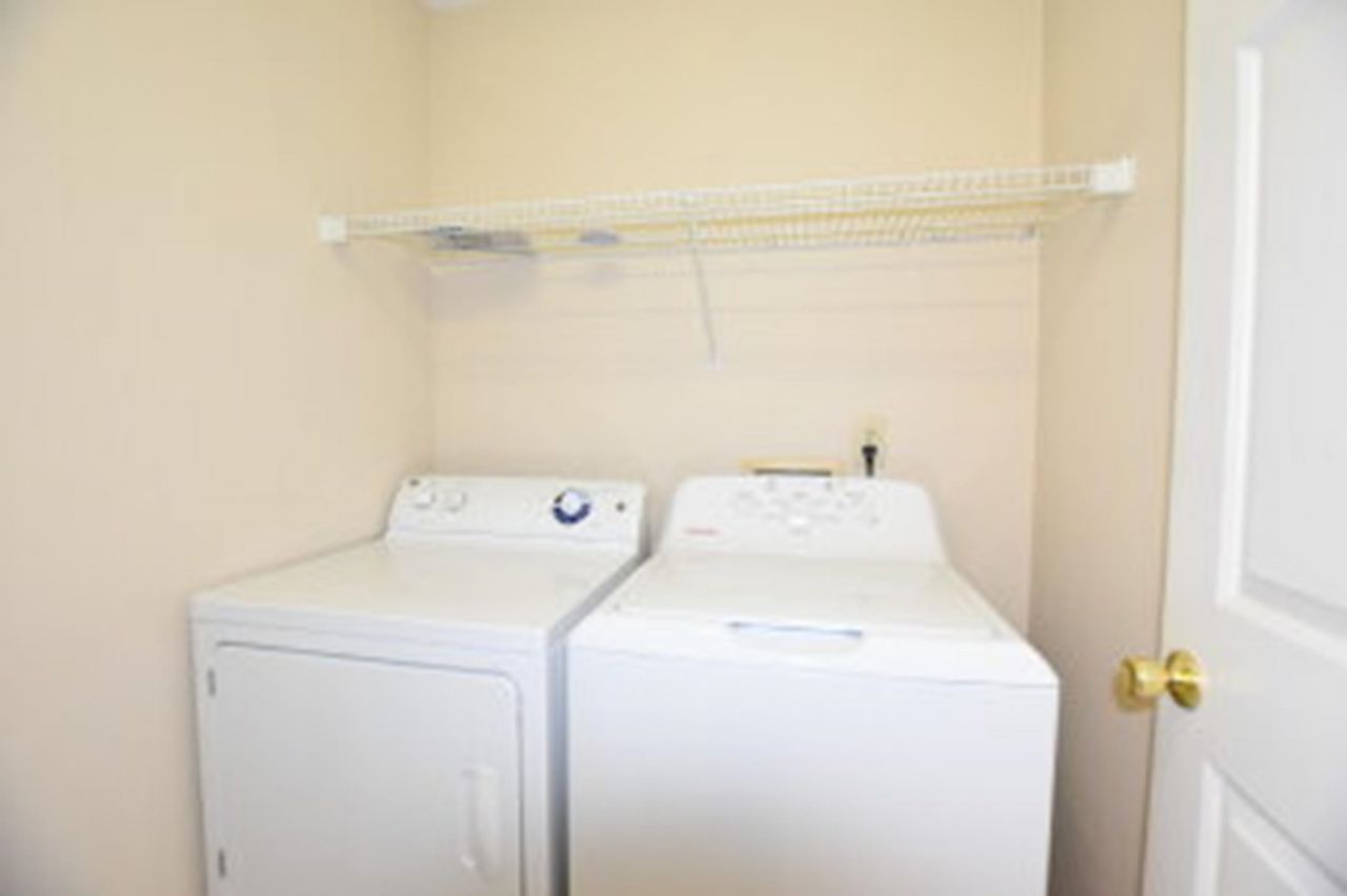 770 Charter Dr. Photo 8