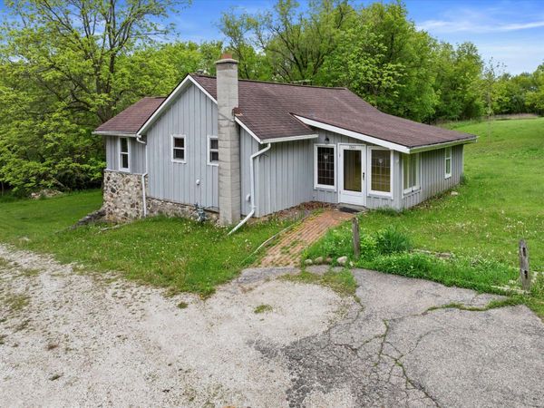 794 Emerald Dr, Unit 794A, Erin, WI 53027