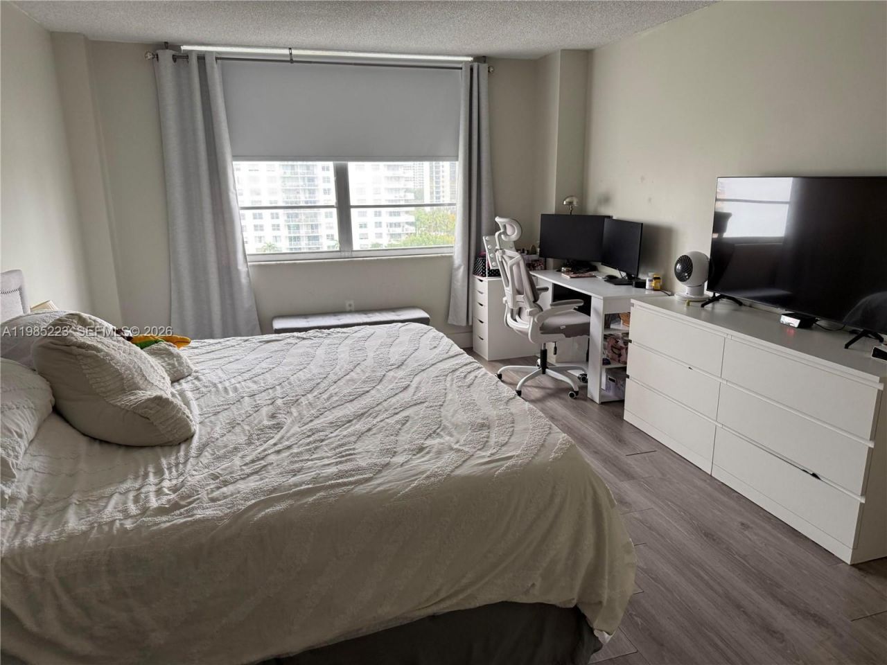 2801 NE 183rd St , Unit 912W, Aventura, FL 33160 Photo