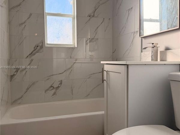 1258 NW 61st St , Unit 04, Miami, FL 33142