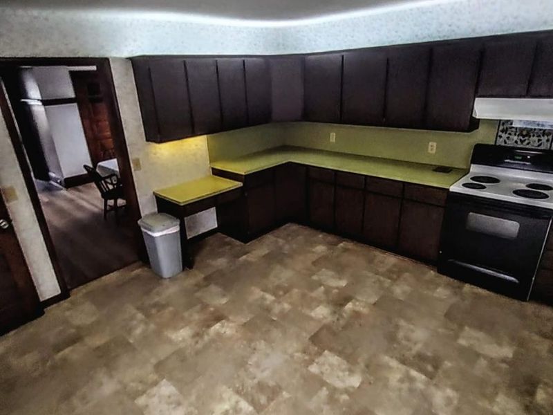 214 N Church Street, Oak Harbor, OH 43449 Photo 3