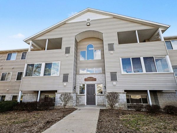 8480 N Jasonville Court SE, Caledonia, MI 49316