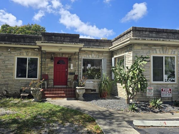 231 NE 20th Avenue, Pompano Beach, FL 33060