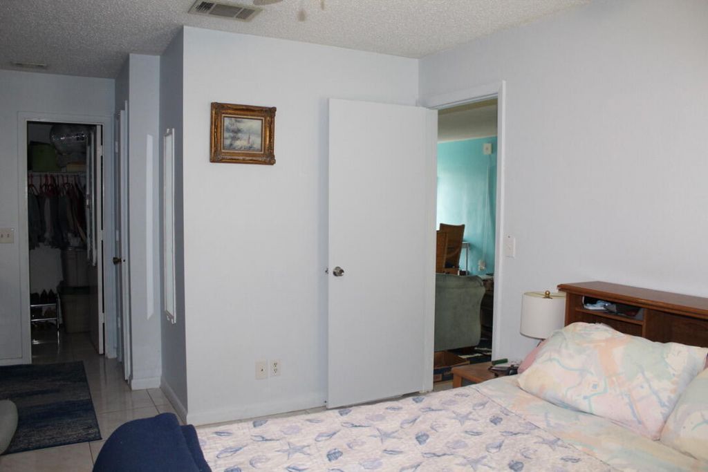 566 SW Sara Boulevard, Port Saint Lucie, FL 34953 Photo