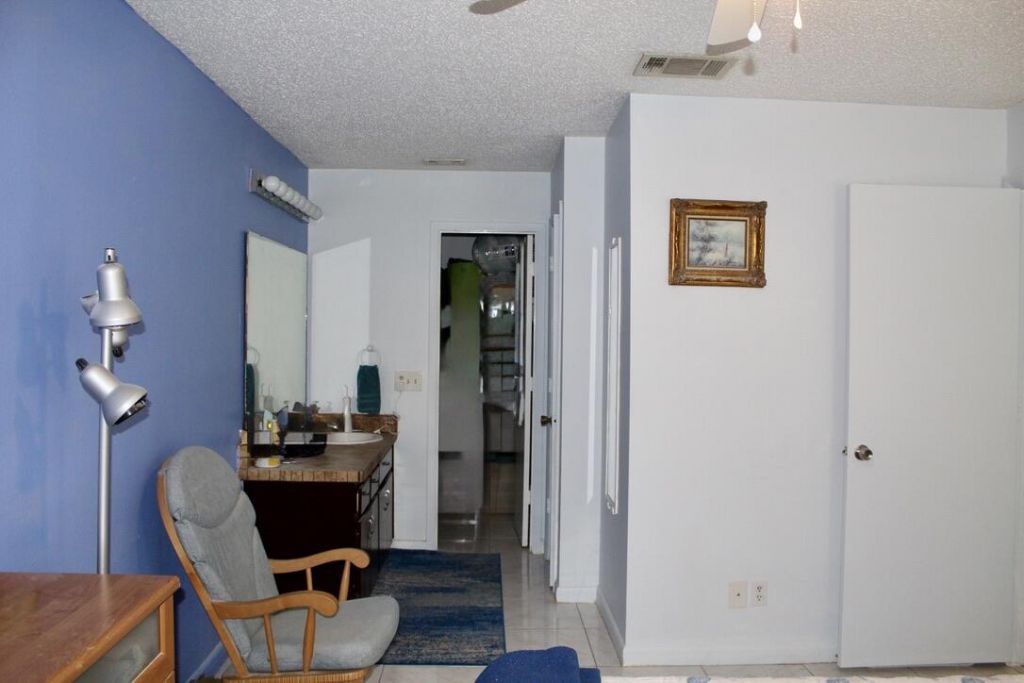 566 SW Sara Boulevard, Port Saint Lucie, FL 34953 Photo