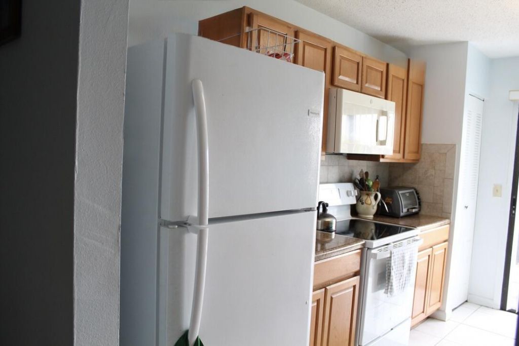 566 SW Sara Boulevard, Port Saint Lucie, FL 34953 Photo