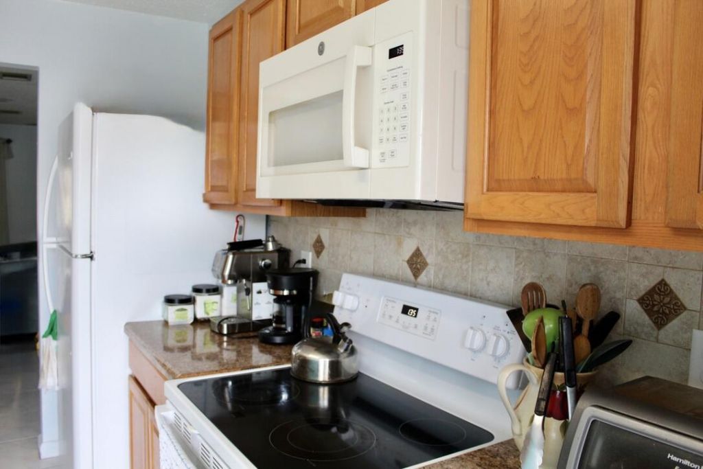 566 SW Sara Boulevard, Port Saint Lucie, FL 34953 Photo