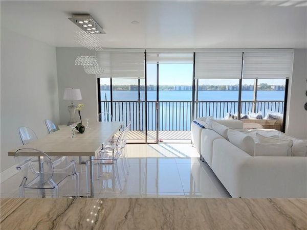 105 Lake Emerald Drive, Unit 502, Oakland Park, FL 33309