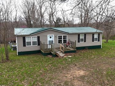 260 Bill Moore Road, Edmonton, KY 42129