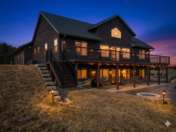 W5698 Westwater Circle, New Lisbon, WI 53950