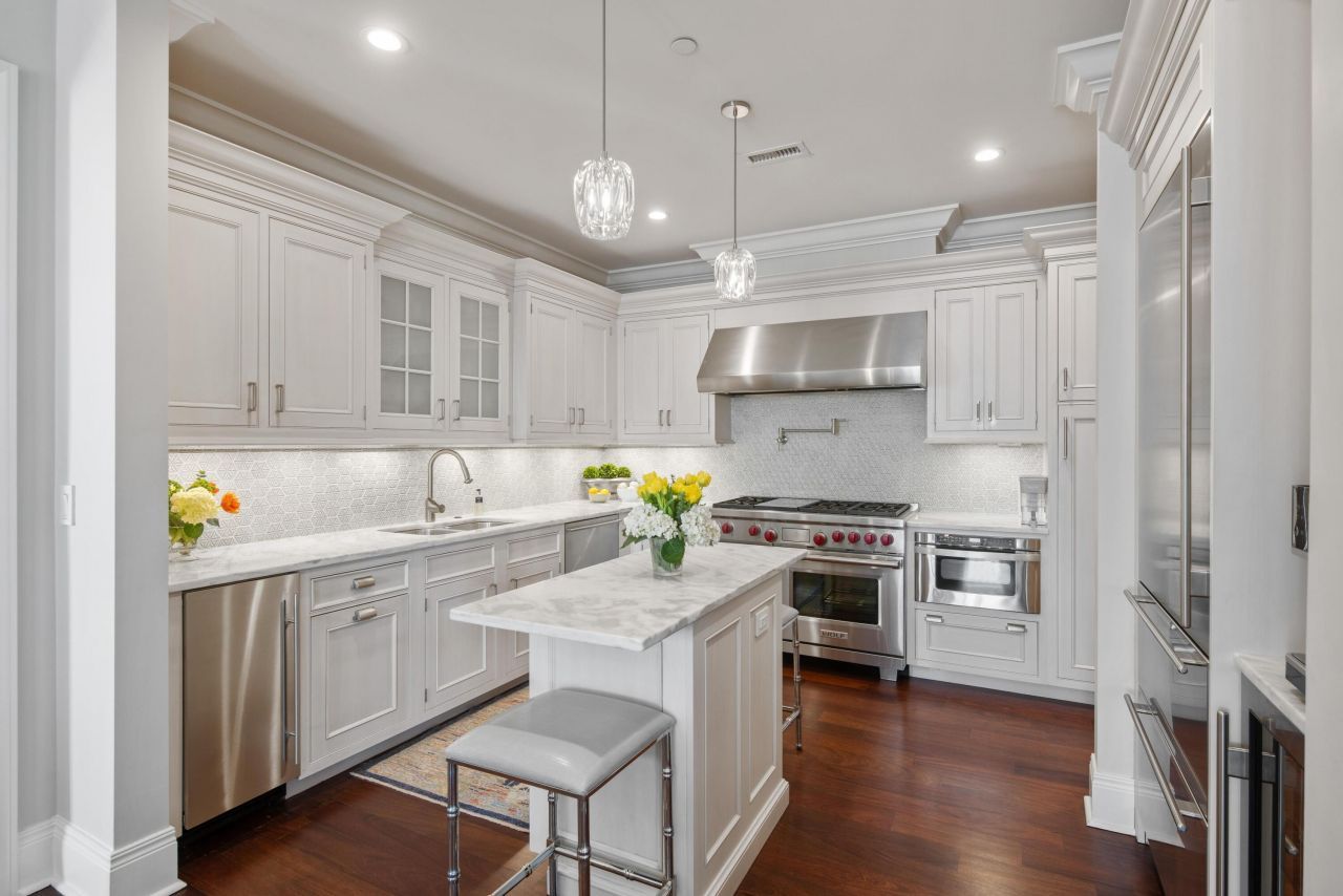 2 Laurens Street Photo 15