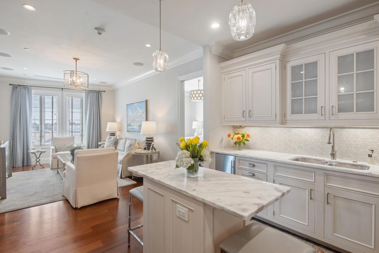 2 Laurens Street Photo 4